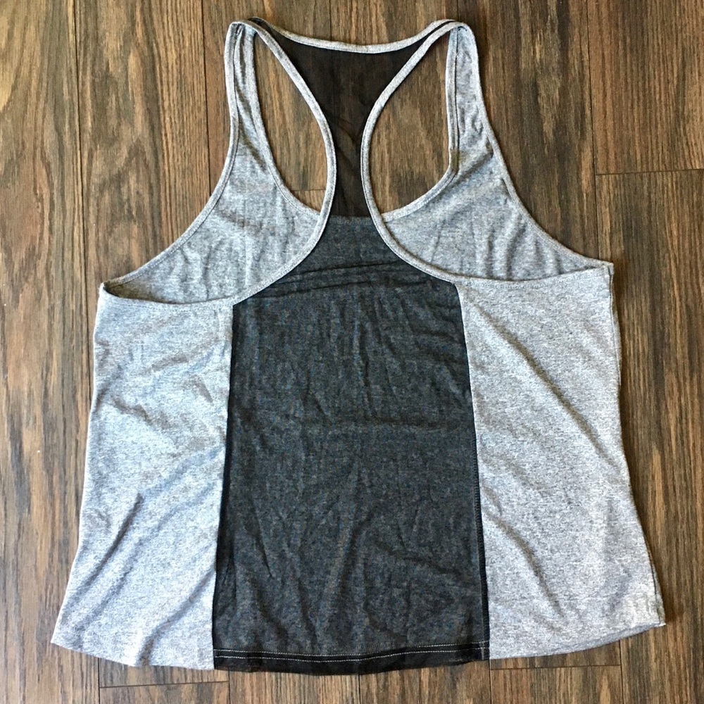 Shein Workout Tank - Picture 3 of 5